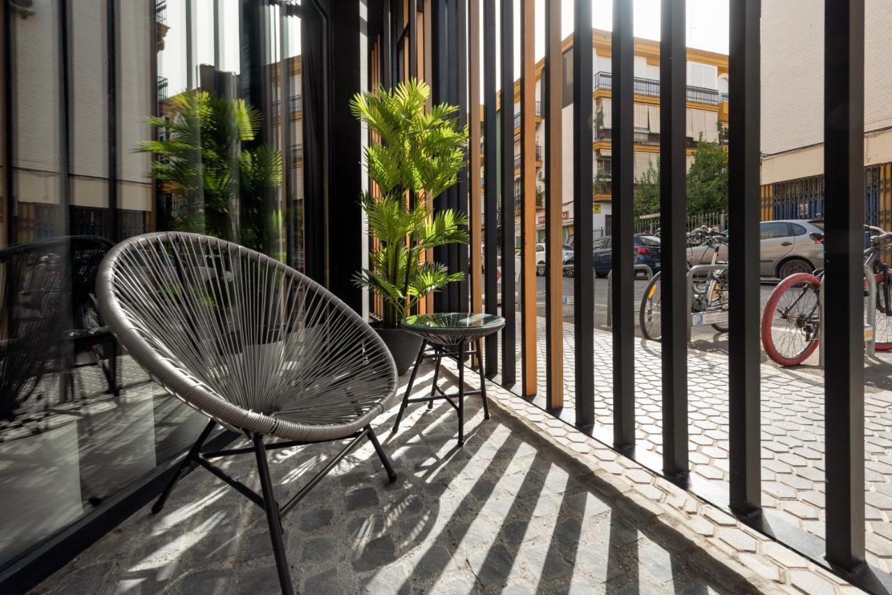 Muralla Sevilla Suites By Lola Kültér fotó
